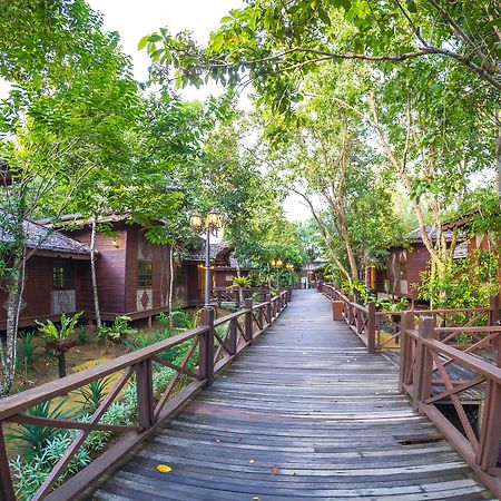 Sipadan Mangrove Resort Tawau Exterior foto